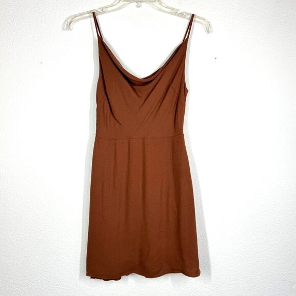 Aritzia Sundeh Mini Dress XS Rust Crepe Smocked Spagetti Strap - Picture 1 of 12